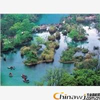 'Choose Sichuan tourist attractions, come to Chengdu CYTS here, there is the Sichuan tourist attractions newspaper you need