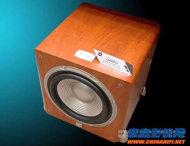 JBL L8400P bass