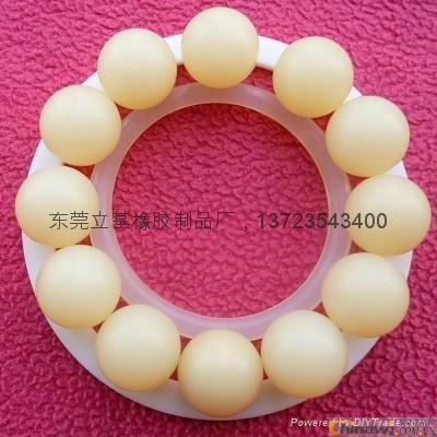 'Seal structure design of plastic float ball and rubber O-ring