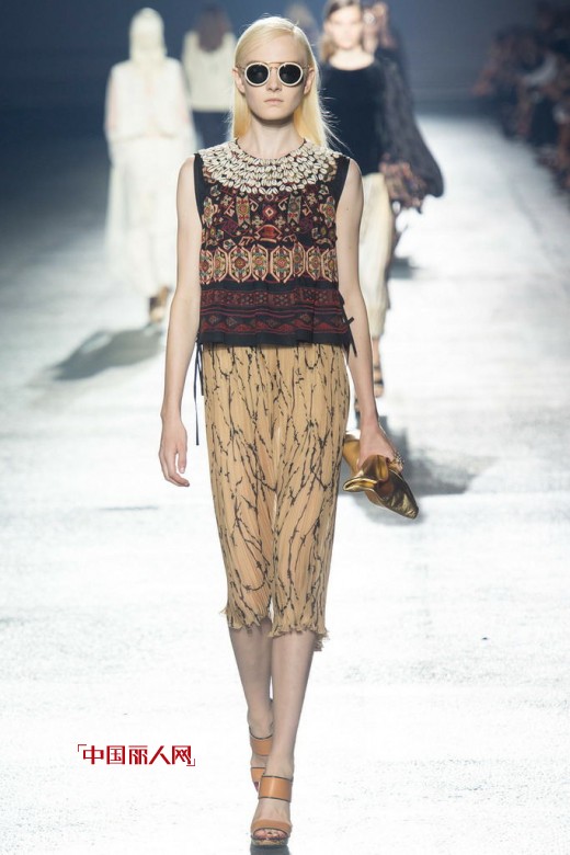 å¾·èµ–æ–¯Â·èŒƒè¯ºé¡¿ (Dries Van Noten)    2014æ˜¥å¤å¥³è£…æ··åˆæ—¶å°š