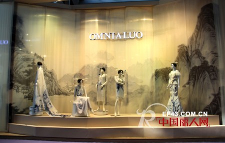 OMNIALUOæ¬§æŸå…°å¥´â€œæ¢¦å¹»èŠ±å›­â€ éœ‡æ’¼æ·±åœ³æœäº¤ä¼š