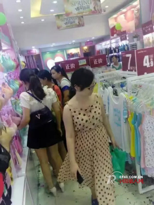é‡‘ä¹é“¶å å¼€ä¸šä¸æ–­ å“å¨…ä½³äººçƒ­æƒ…åŠ¿ä¸å¯æŒ¡