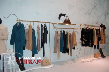 2012æ·±åœ³æœè£…å±•--æ¬§æŸå…°å¥´å¥³è£…ä¸“è®¿