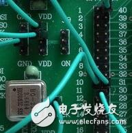 When the system detects sufficient ambient light, the controller enters charging mode. There are two important voltage values ​​for battery charging: deep discharge voltage and float charge voltage. The former represents the state in which the battery power is used up under normal use, while the latter represents the highest limit voltage for battery charging. These parameters should be found in the battery product manual. In the design circuit, for the 12V battery, set the deep discharge voltage to 11V and the float charge voltage to 13.8V (both voltage values ​​at room temperature, the two values ​​in the software increase the corresponding temperature compensation), specific charging The mode is shown in Table 2.