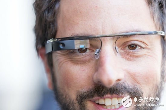 According to the "Korea Times" report, Google Glass will use Samsung's OLED display technology.