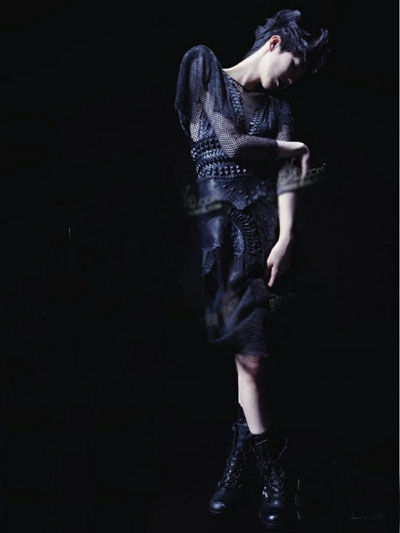 2011/12 Autumn/Winter Women's Printing and Image Trends: The Exotic Flavor of Science Fiction (Figure 5)