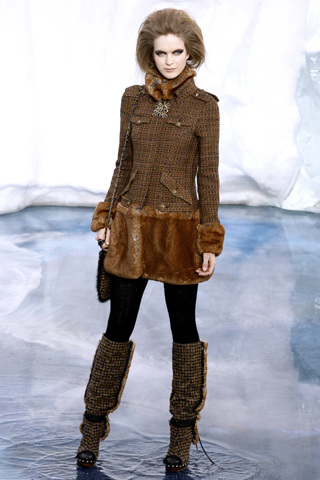 Big-name collectives show a new wave of fashion (Figure 3)