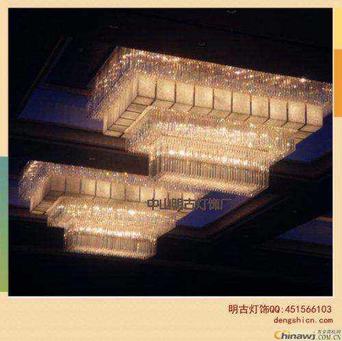 'How to clean and maintain the hotel crystal lamp?