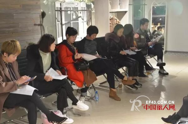 èŠ­ä¾ç’2017ç§‹å­£æ–°å“å®¡æ ·ä¼šåœ†æ»¡è½å¹•