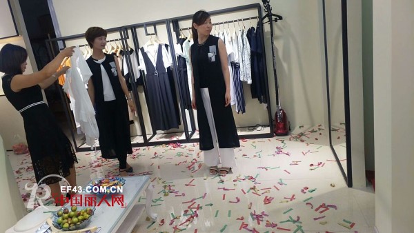 çƒ­çƒˆç¥è´ºDISIRå¥³è£…å››å·å‡‰å±±åº—éš†é‡å¼€ä¸š
