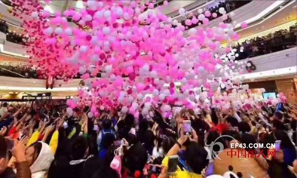 é‡‘ç‰›ä¸‡è¾¾3059â€œåŽå°è±¡â€æ——èˆ°åº—ç’€ç’¨å¼€ä¸šå•¦ï¼