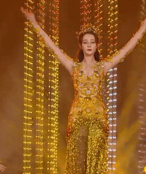 æ¨ç´«ç¥¨æ•°ä¸€å¤©åè¶…çƒ­å·´600ä¸‡æ€Žä¹ˆå›žäº‹ 90åŽå¥³ç”Ÿæ€Žä¹ˆç©¿ä¼šæ›´æŠ¢çœ¼