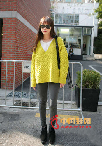 Yellow Twist Knit Vintage Pullover