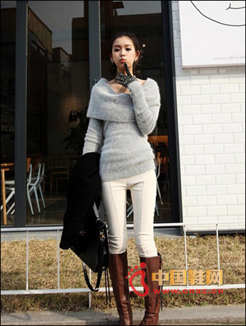 Large lapel long-sleeved sweater