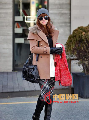 Double-breasted shawl woolen coat