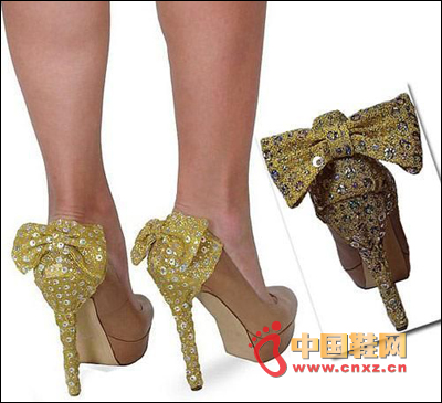 Sequined design with golden bow decorated high heels