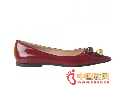 Red flat shoes