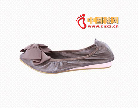 Money brown flat shoes