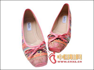 Mixed color flat shoes