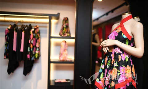 Chinese clothing luxury brand on the beach latest news New store in Beijing SKP