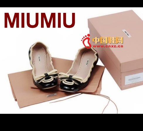 MiuMiu Two-tone Bow Ballet Shoes