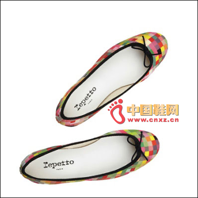 Colorblock flat shoes