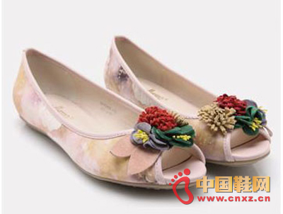 Lovely colorful flowers with sexy fish mouth, lightweight low heel design