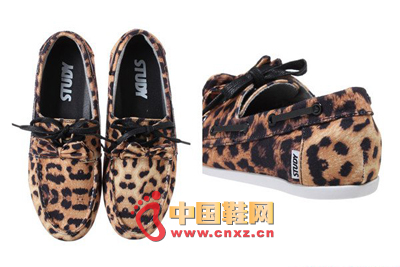 Leopard canvas shoes