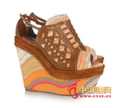 Thick platform wedge shoes