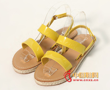 Simple strap sandals, the middle layer of the sole is a wheat straw design,