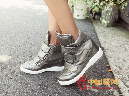 High-top strappy sports shoes, slope shoes can stretch the lower body slender