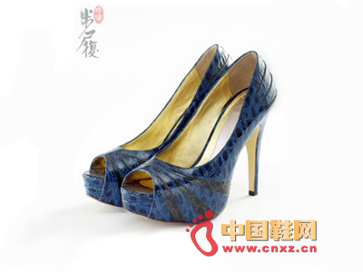 Walking sleek blue high heels