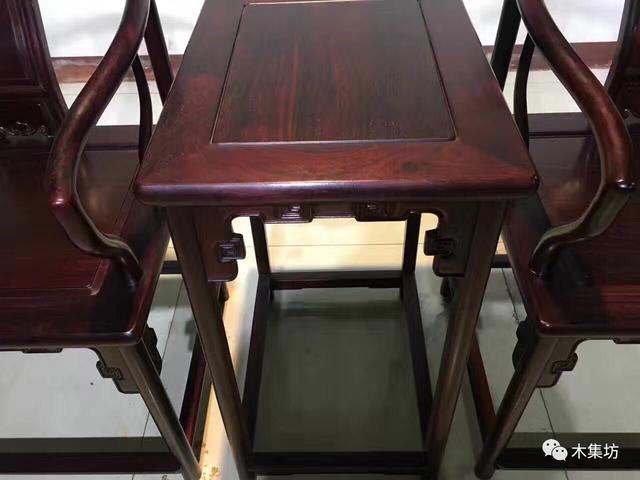 The trick: in addition to the quality of mahogany furniture, you also need to teach you how to guarantee after sale.