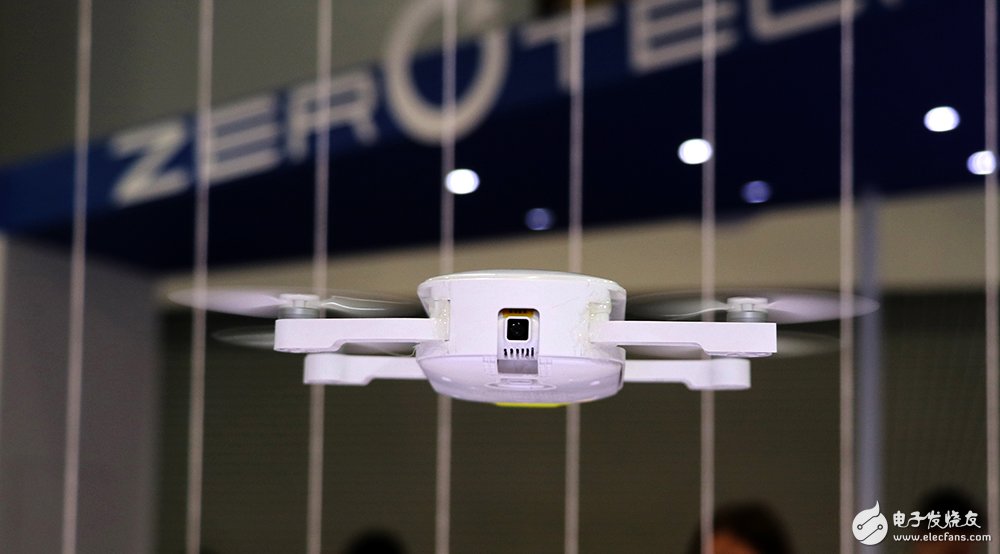 Zero-degree intelligent control and deep Jian Technology cooperation intelligent drone mysterious debut CES