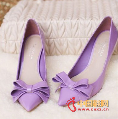 Pointed high heels, lavender reveals noble and elegant temperament, Swan rice bow decoration is super beauty.
