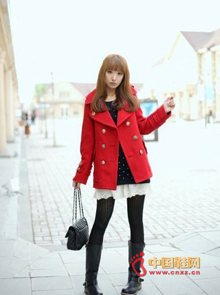 Big red-colored woolen coat, bright and colorful colors, sweet and beautiful