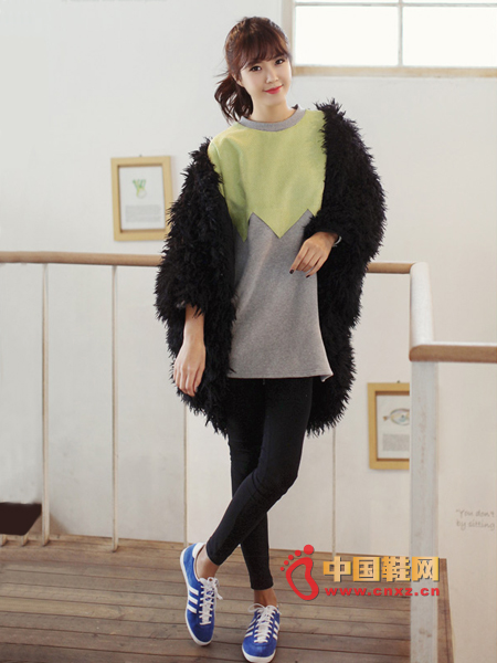 Linen fluffy full faux fur jacket, loose bat sleeve type