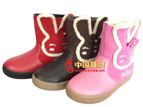 Children's women's boots embroidered with rabbit patterns are full of new fashion.