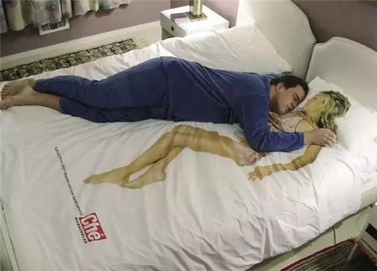If the sheets at home are made up like this, are you still asleep at night?