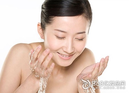 Skin care tips How to hydrate your oily skin?