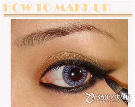 False eyelashes, mascara, eyeliner, sharpness, eye makeup