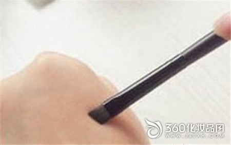 Handsome, flat eyebrow, eyebrow brush, eyebrow powder, eyeliner, temperament, natural, painting