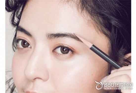 Is the eyebrow too thick and thrush? The painting of the thick eyebrow star is the most natural and beautiful! 4