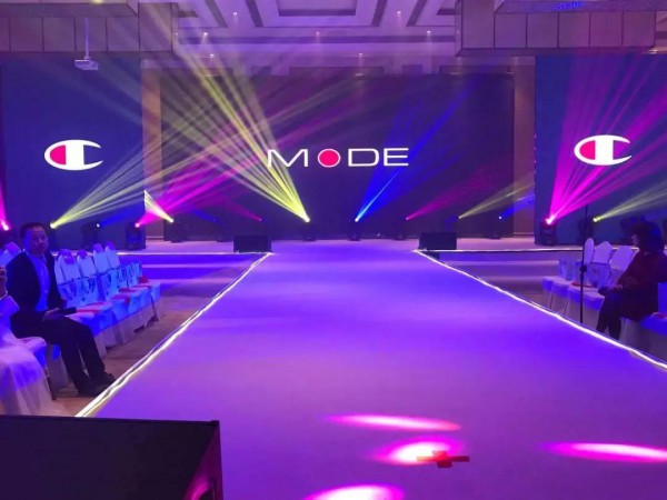 ä¸­å›½ç¾Žå®¹çš‡åŽå¤§èµ›ä¸Žchampionå¼ºå¼ºè”æ‰‹ çŽ©è½¬æ½®æµç››ä¼š