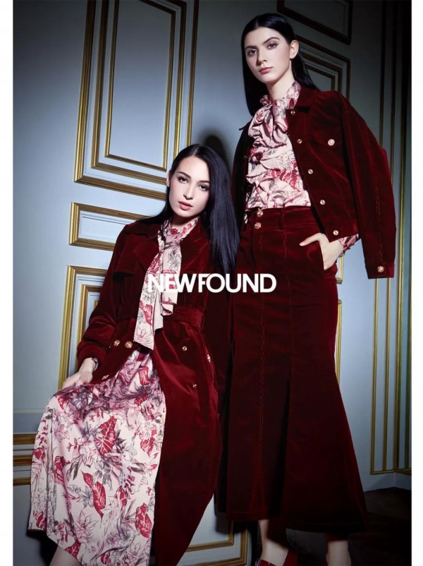 çº½æ–¹2018 ç§‹å­£æ–°å“ ç»šä¸½å°èŠ±æ¼”ç»ŽçµåŠ¨ç¾Ž