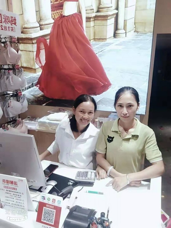 100%å¥³äººå†…è¡£å“ç‰Œå±•çŽ°å“ç‰Œé­…åŠ› å…«æœˆå†æ·»æ–°æˆå‘˜