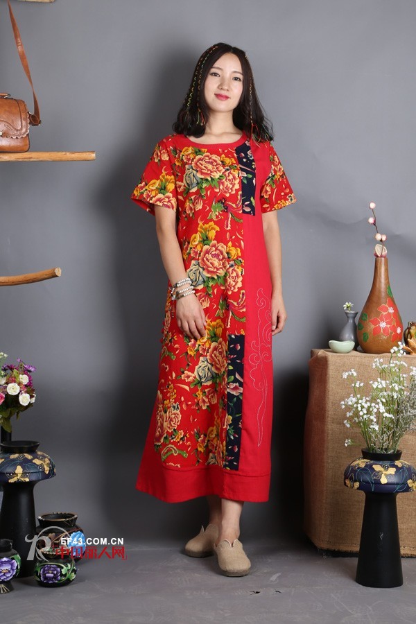 ä¸­å¼å©šç¤¼éœ€è¦ç¤¼æœå—ï¼Ÿ ä¸­å¼å©šç¤¼æ—¶å€™ç©¿ä»€ä¹ˆç¤¼æœ