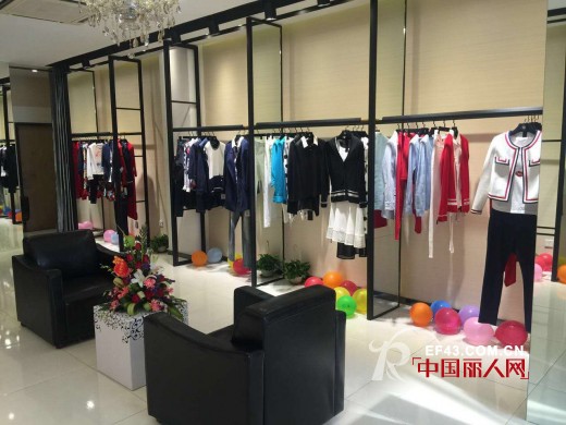 çƒ­çƒˆç¥è´ºå€ªè¿©éº¦å¥³è£…å±±è¥¿ä»‹ä¼‘åº—ç››å¤§å¼€ä¸š