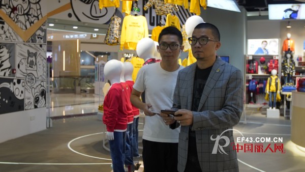å¼€ä¸š3å¤©ä¸šç»©è¾¾32ä¸‡çš„â€œé»‘â€åº—ï¼Œä¸ºä»€ä¹ˆå®æ„¿æŽ’é˜Ÿä¹Ÿè¦åŽ»ï¼Ÿ