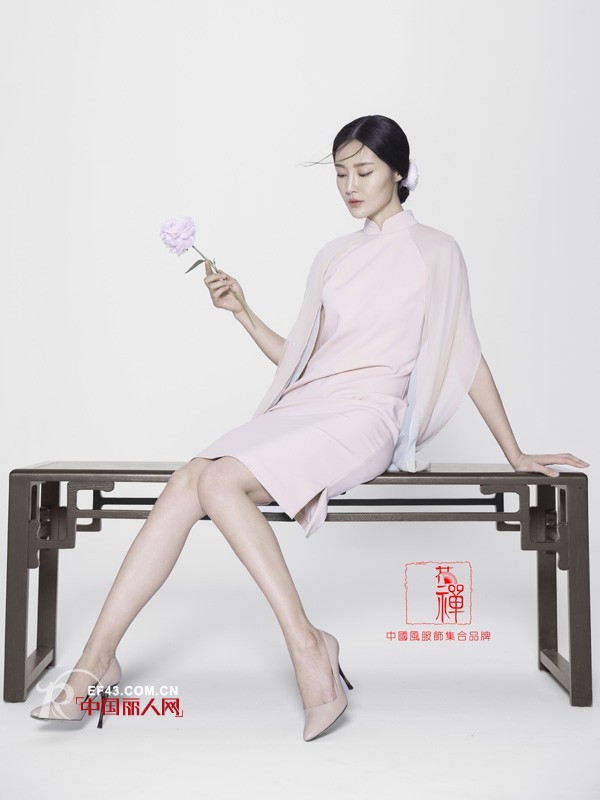 ç¾Žçš„ä¸é£Ÿäººé—´çƒŸç« è¿˜çœ‹èŠ±ç¦…ä¸­å›½é£Žå¥³è£…